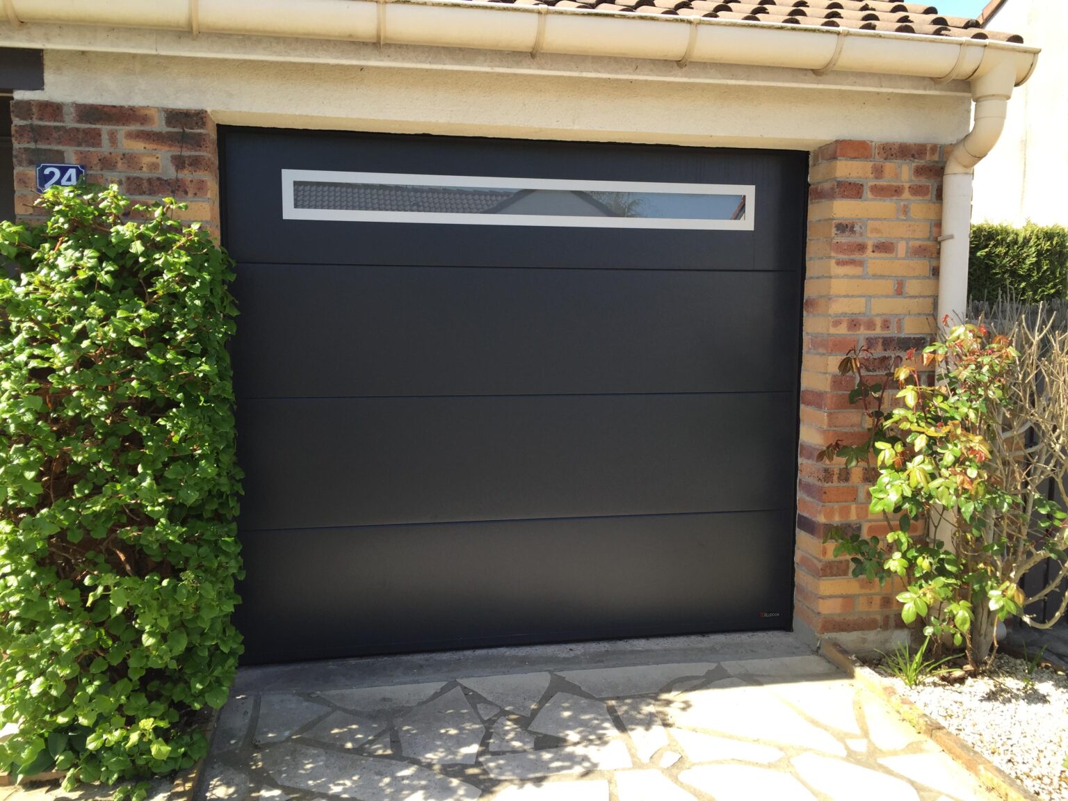 Problème porte de garage sectionnelle motorisée Solutions et astuces — free download